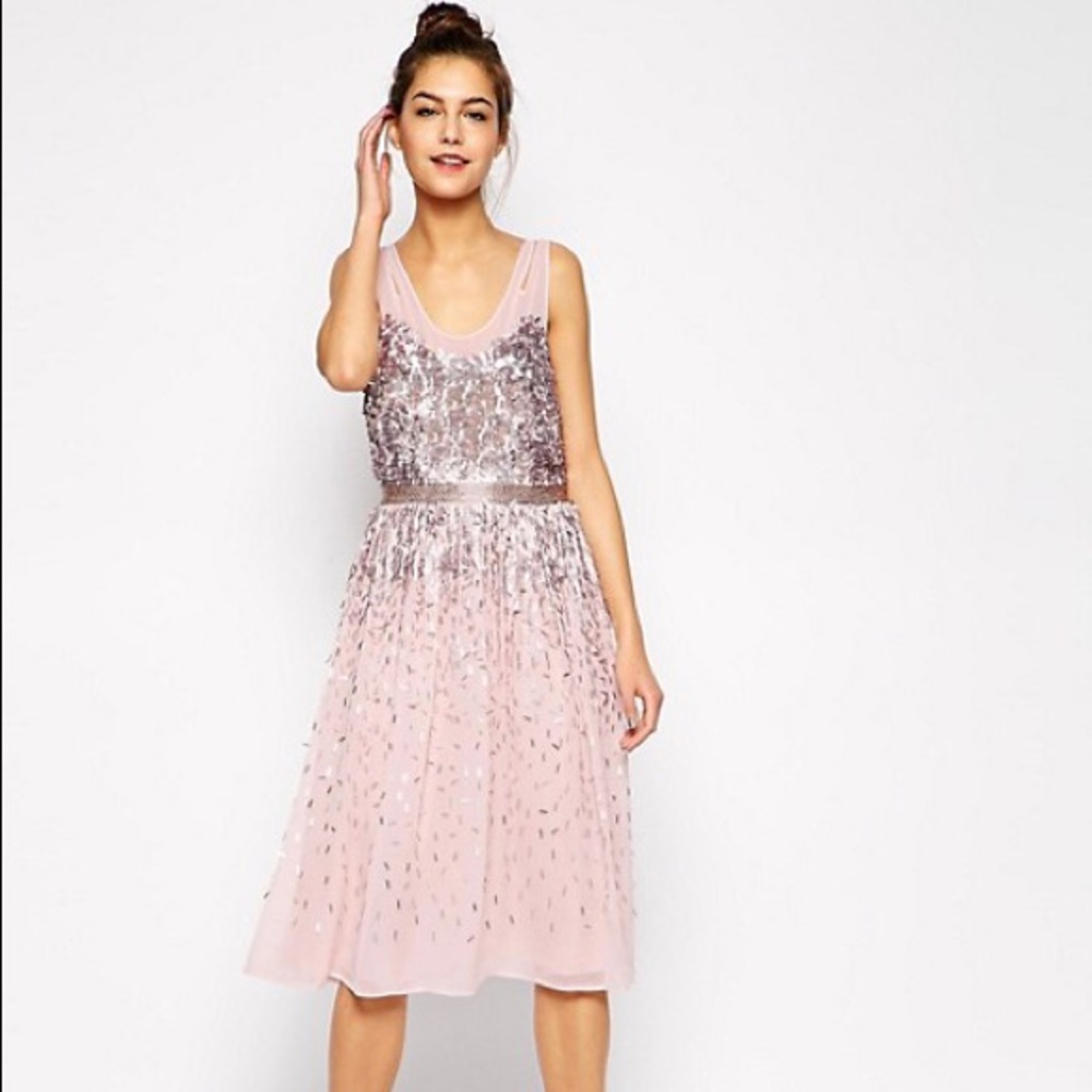 👗FRENCH CONNECTION Shimmer Shower Midi Dress